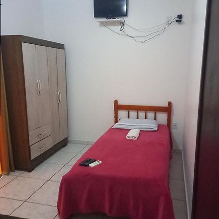 Quitinete Vo Ana Hotel Penha  Room photo
